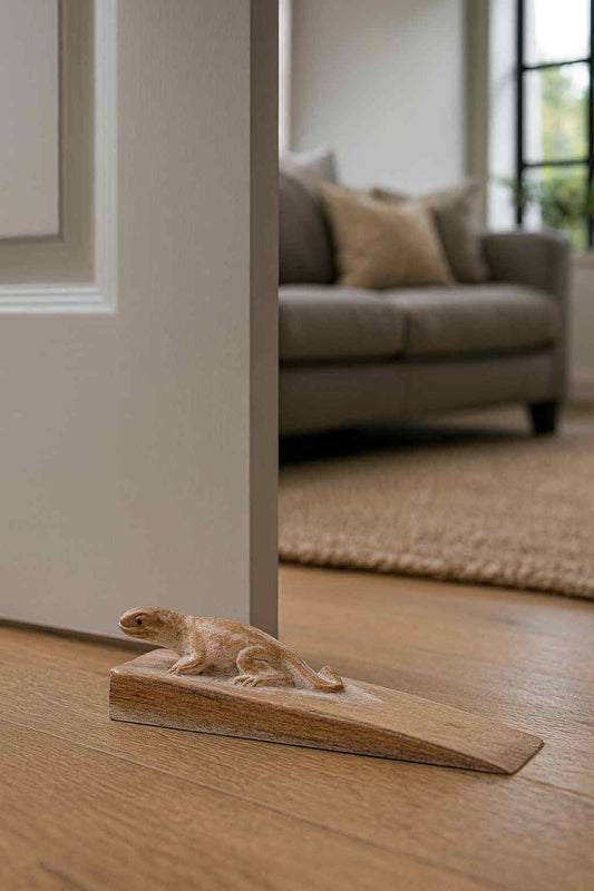 Hand carved Doorstop - Gecko